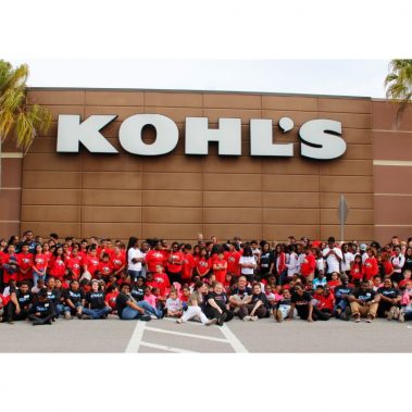 Tinsley Family Concessions_Comunity_2014 1222 - COLA 7th Annual Clothe-a-Child - DB - 48599